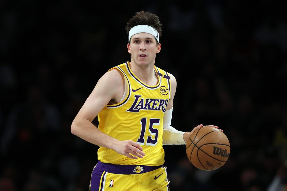 但仍与冠军 但仍与冠军