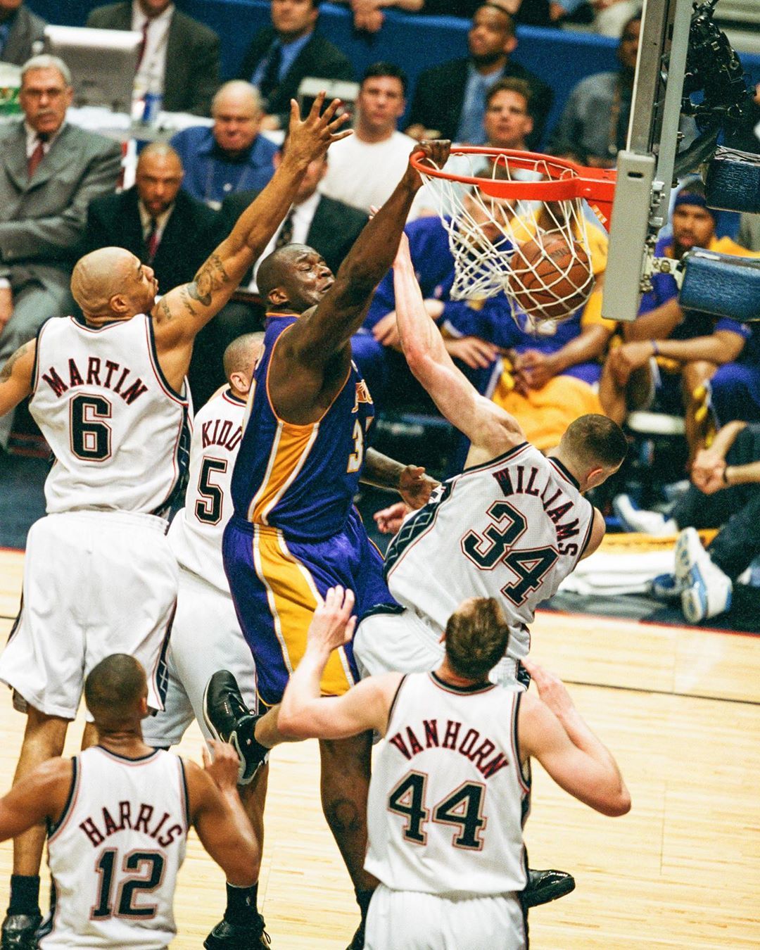 但里萨谢的 但里萨谢的