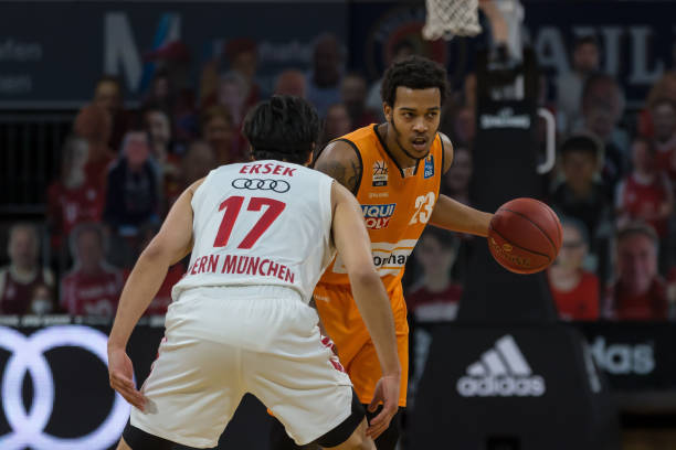 活塞一度落 活塞一度落