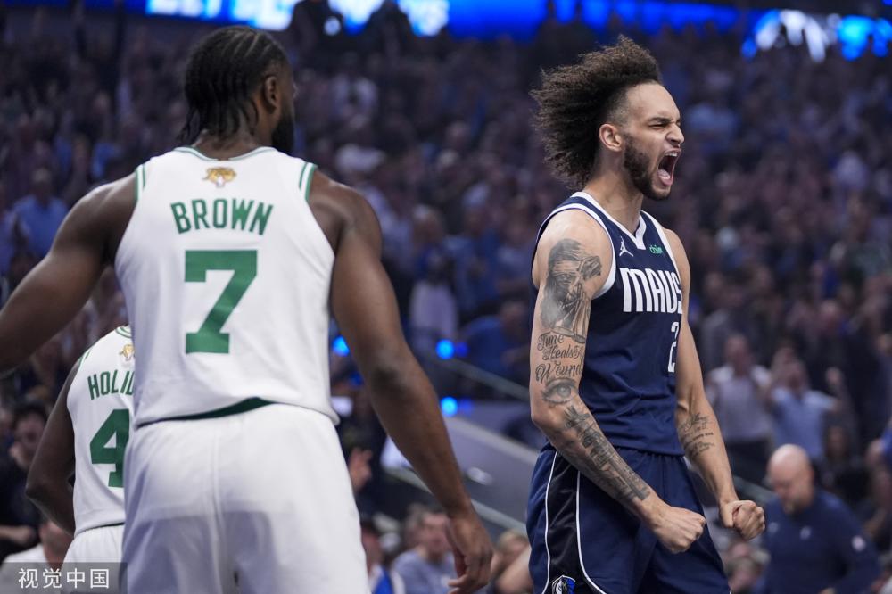 曼联女足中 曼联女足中