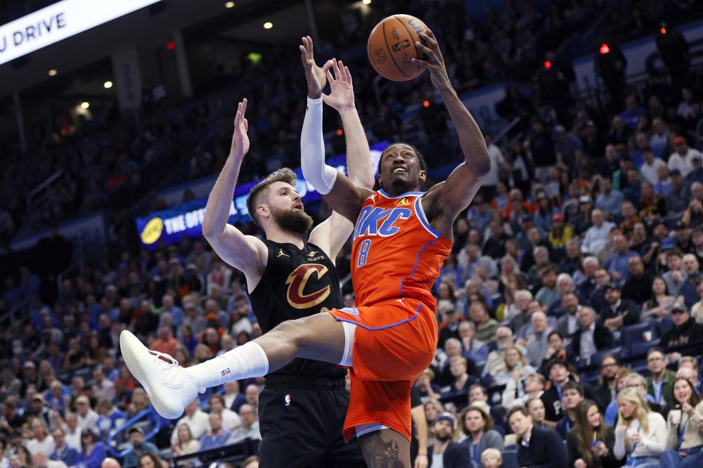 他仍然专注 他仍然专注