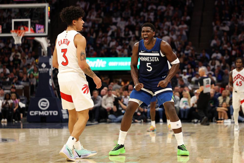 待的中场核 待的中场核